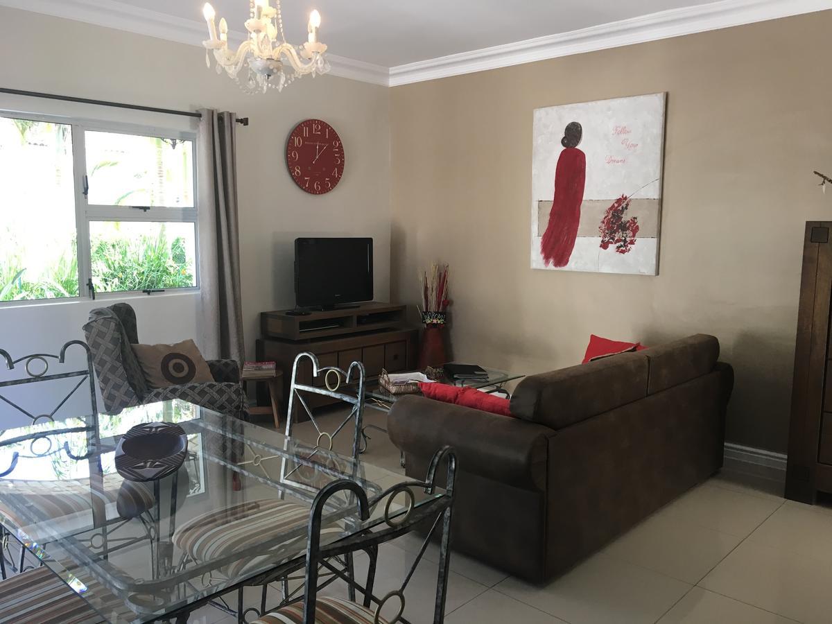 African Palm Cottage And Guesthouse Durbanville Eksteriør billede