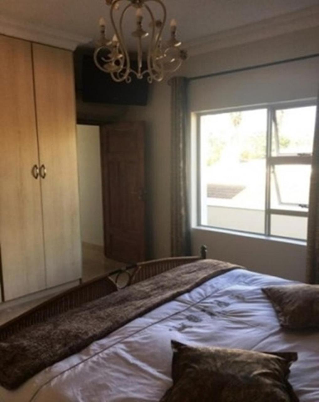 African Palm Cottage And Guesthouse Durbanville Eksteriør billede