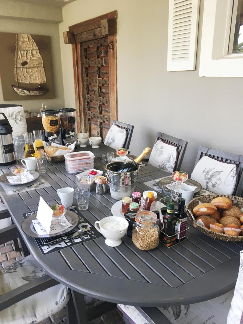 African Palm Cottage And Guesthouse Durbanville Eksteriør billede